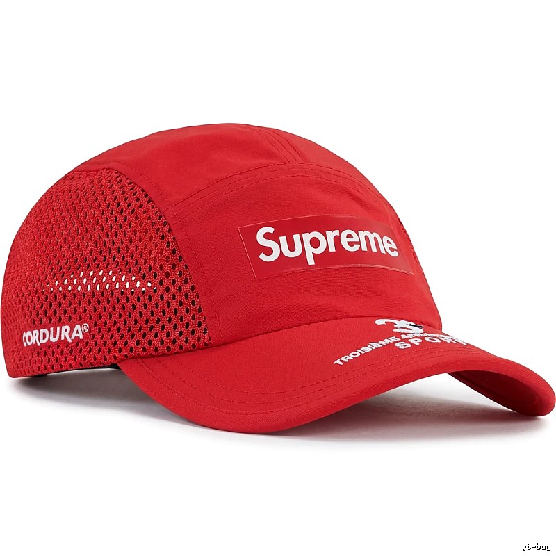 Supreme sporty red cap