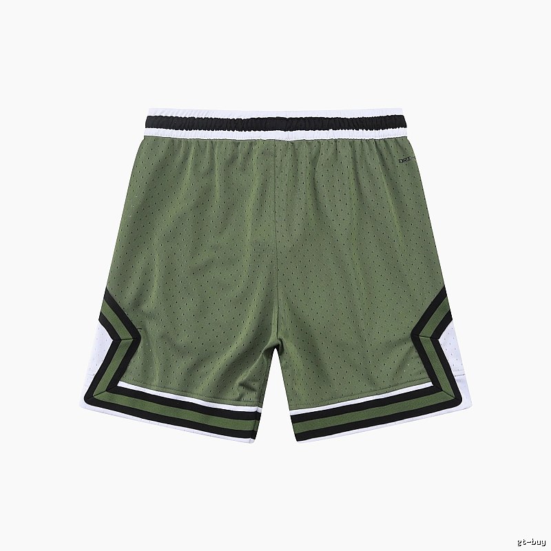 AJ sporty green shorts