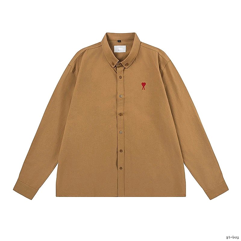 AMI's loving and simple khaki shirt