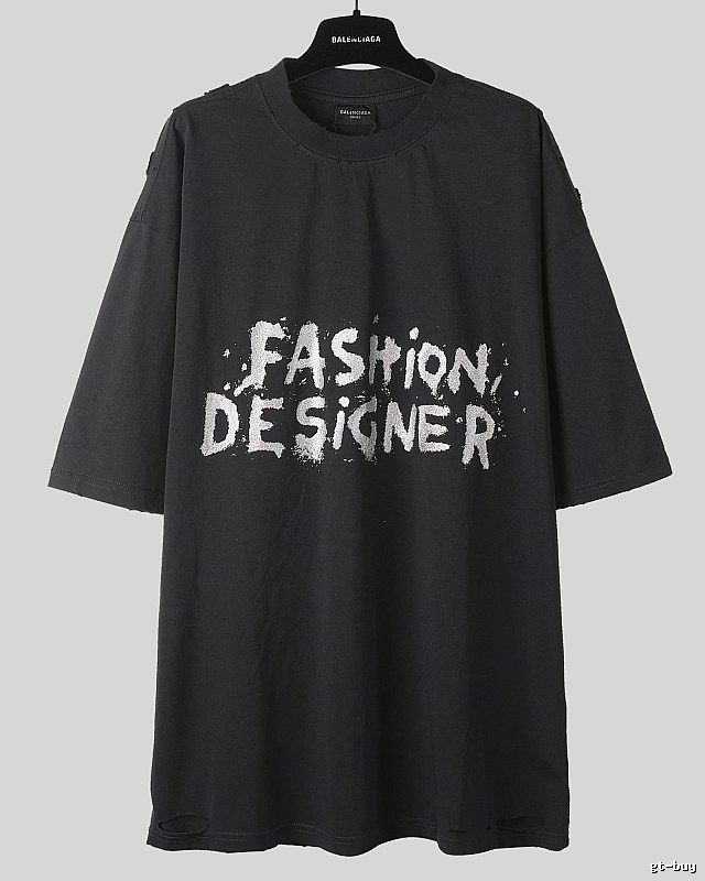 Balenciaga's trendy and cool black T-shirt