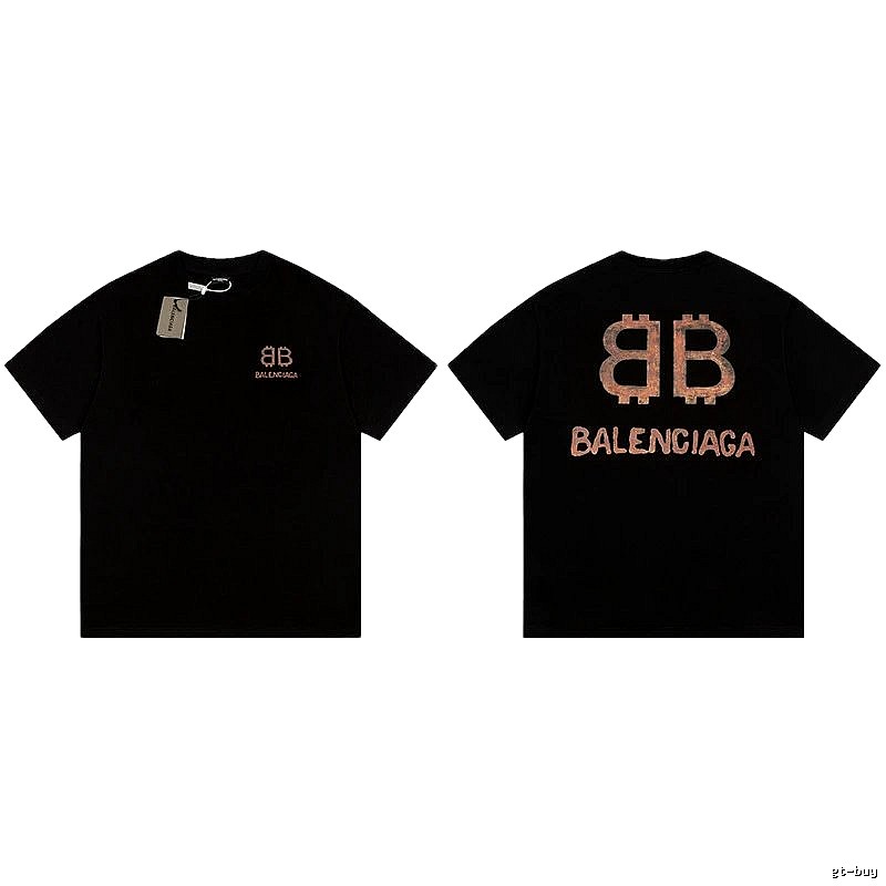 Balenciaga's trendy and cool black T-shirt.