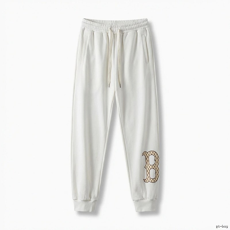 Classic casual white pants in MLB style.