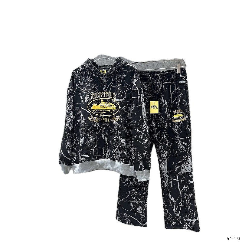 Corteiz Graffiti Style Black and Grey Suit