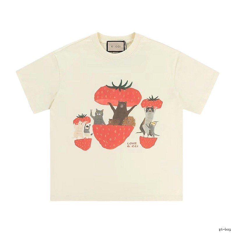 Gucci Strawberry & Animal Childlike Playful Off-white T-shirt