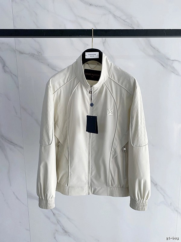 Light Jacket by Arc’teryx with Cream Zip Jacket with Small