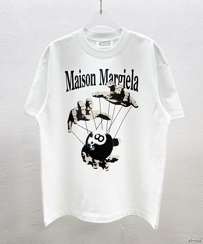 Maison Margiela Black 8 Print Street Style White T-Shirt