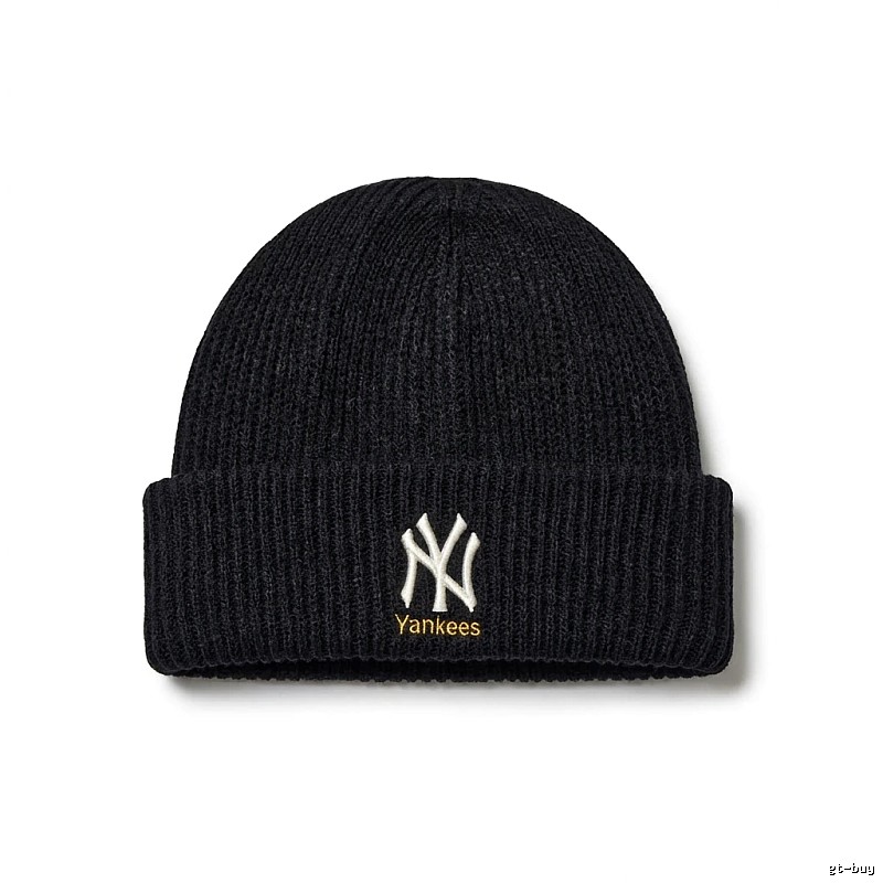 MLB New York Yankees Simple Black Knitted Hat
