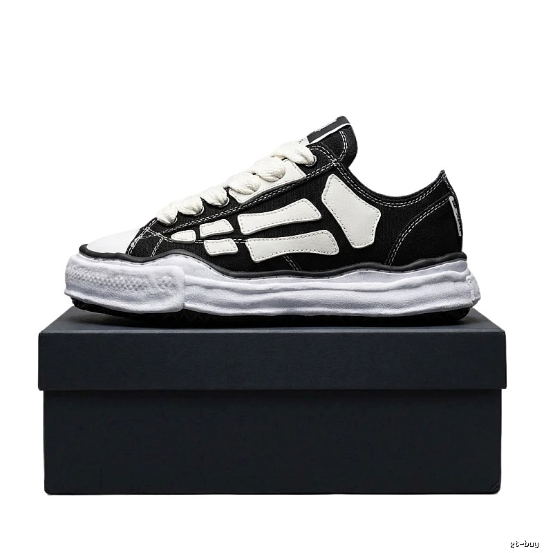 MMY Deconstructed Style Black and White Canvas Shoes