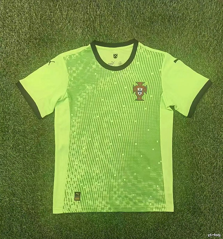 Real Madrid Weekend Home soccer jersey White Football Gold for Weekend Wear