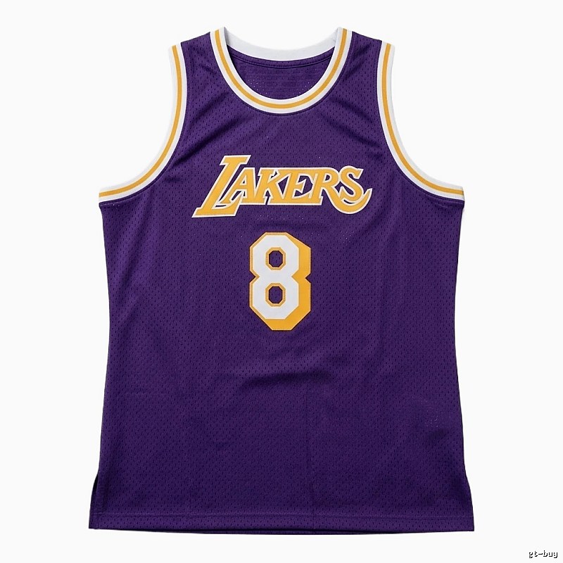 The classic blue jersey of the Michael Jordan.
